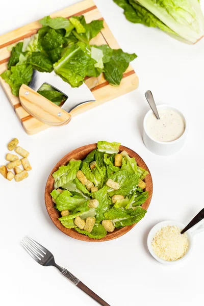 Klassieke caesar salade met croutons — Stockfoto