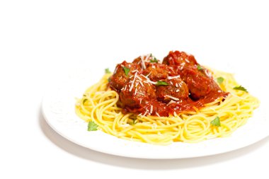 Köfteli spagetti.