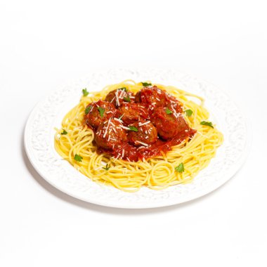 Köfteli spagetti.