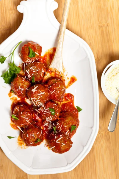 Köttbullar i tomatsås — Stockfoto