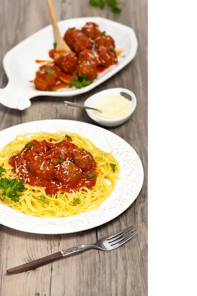 Spaghetti met gehaktballen — Stockfoto