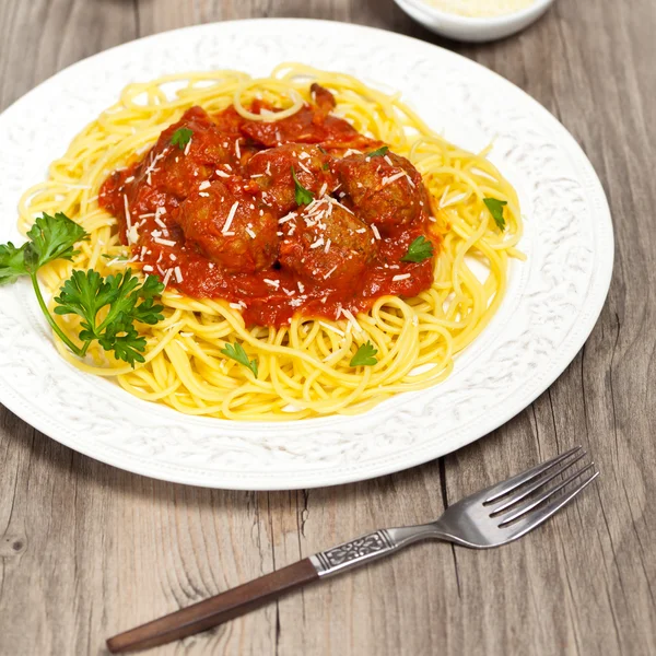 Spaghetti con polpette — Foto Stock