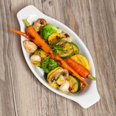 Delicious grilled vegetables clipart