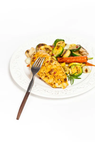 Grilled chicken breast with vegetables — Stock Photo, Image