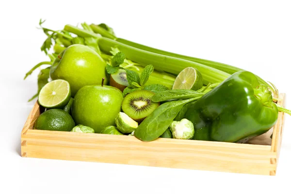 Taze yeşil sebze ve meyveler — Stok fotoğraf
