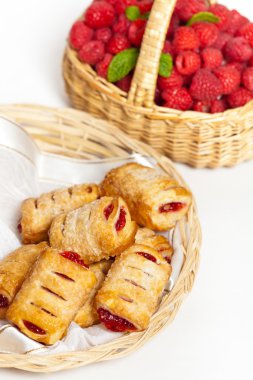 Raspberry Strudel Bites clipart