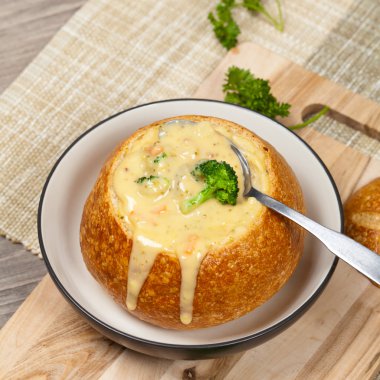 brokoli ve peynir çorbası