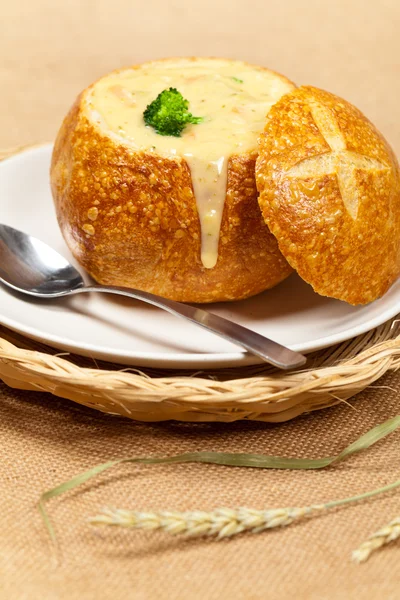 Zupa brokułowo-serowa — Zdjęcie stockowe