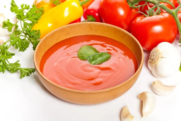 Mísa rajčatové polévky — Stock fotografie