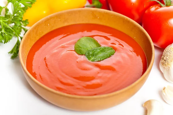 Bol de soupe aux tomates — Photo