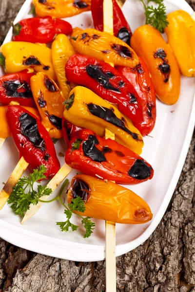 Mini Sweet Pepper Skewers. Focus selettivo . — Foto Stock