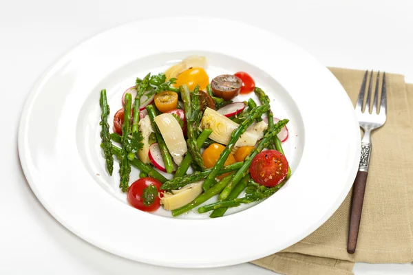 Roasted Asparagus and Artichoke Salad — Stock Photo, Image