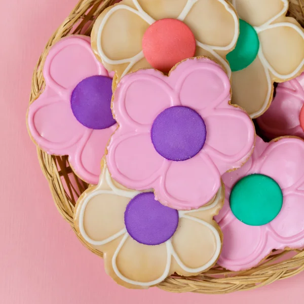 Цветочные печенья — стоковое фото