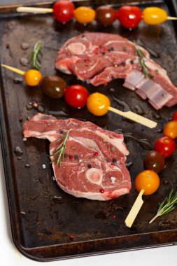 çiğ kuzu pirzolası