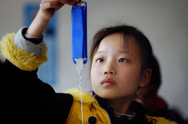 öğrencilerin bilimsel deneyler yapmak için