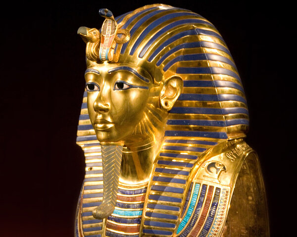 mask of tut ankh amon