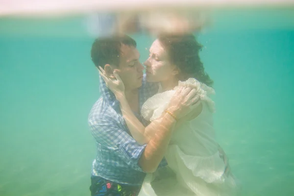 Underwater love — Stockfoto