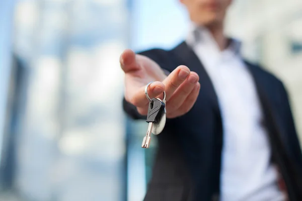 Keys in the hand — Stock Photo, Image