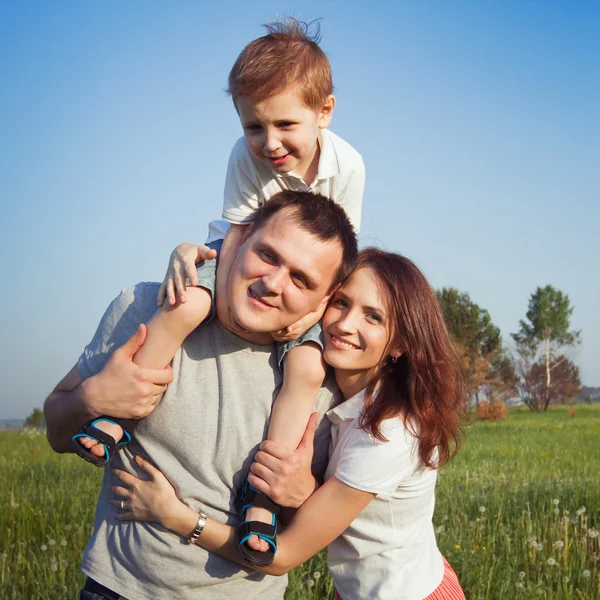 행복 한 가족 — 스톡 사진