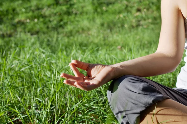 Jooga meditointi — kuvapankkivalokuva