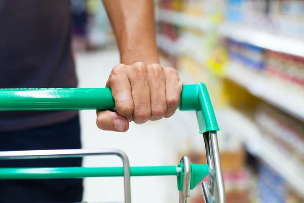 Shopping in supermarket — Stock Photo, Image