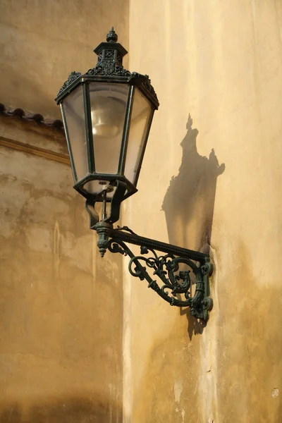 Vecchia lampada — Foto Stock