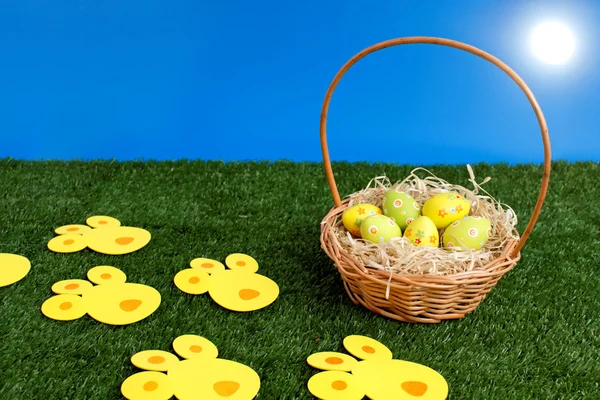 Sunny Easter eggs hunt day — Stock Photo, Image