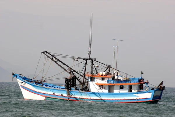 Industrielles Fischerboot — Stockfoto