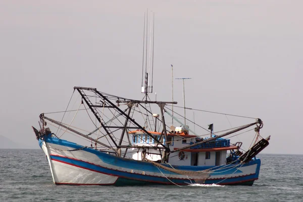 Industrielles Fischerboot — Stockfoto