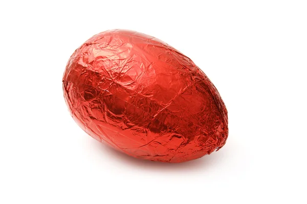 Ovo de chocolate vermelho — Fotografia de Stock