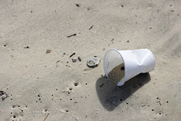 Het strand niet vervuilen — Stockfoto