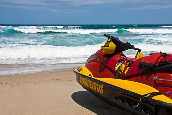 Wasserfahrzeug der Feuerwehr — Stockfoto