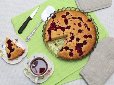 Ahududu cake