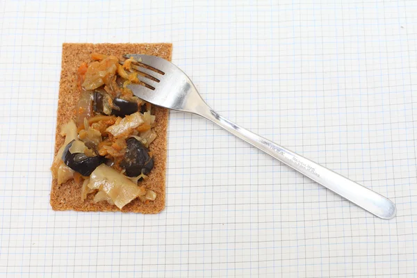 Stewed vegetables on crisp — Stock Photo, Image