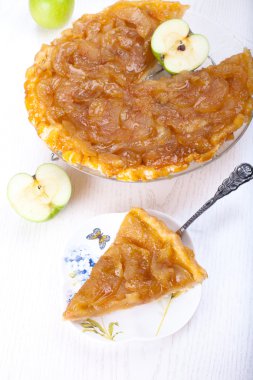 tart tatin bir tablo görev yaptı.