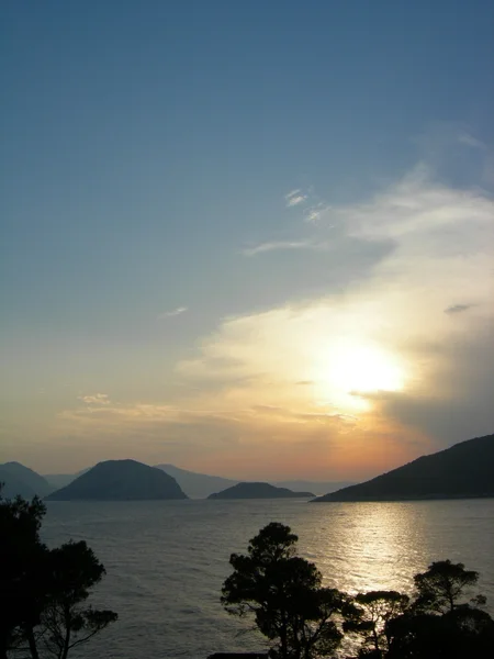 Alonissos günbatımı