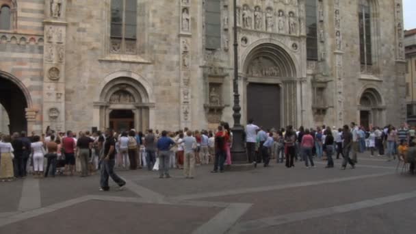 Palio del Baradello re-enacts Barbarossa's visit to his allies in Como after defeating Milan — Stock Video