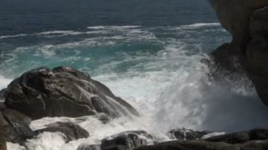 yakın çekim ve yavaş dalga hareket bol köpük