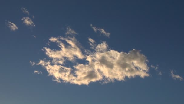 Vervaging van de wolk — Stockvideo