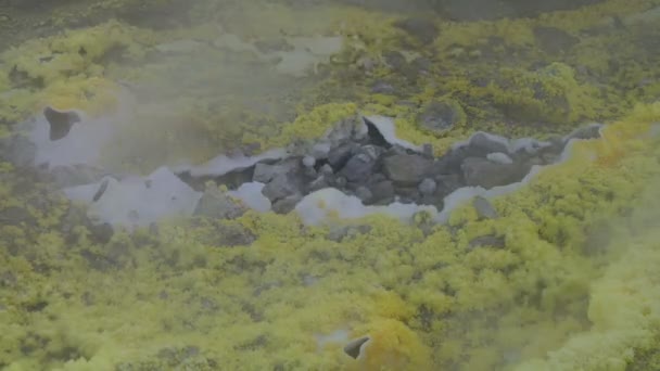 在日落尕残月硫黄噴気孔、バルカン、イタリア — ストック動画