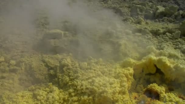 Fumaroles sulfureuses, Vulcain, Italie — Video