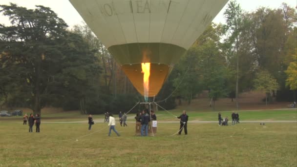 Hot-air balloon 24 — Stock Video