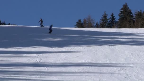 滑雪者慢动作 — 图库视频影像