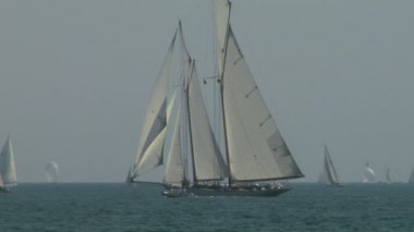 yaşlı yelken yelkenli 06