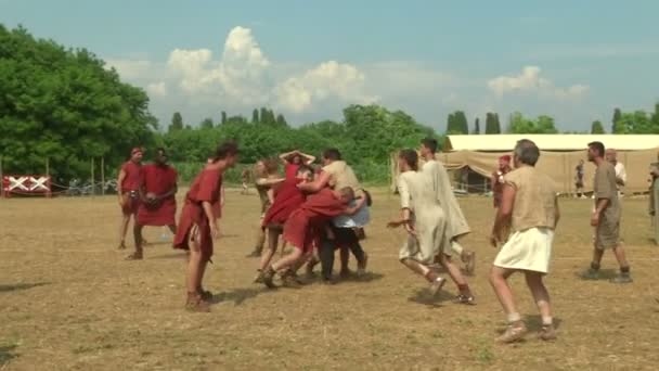 Roman legionary play Harpastum — Stock Video