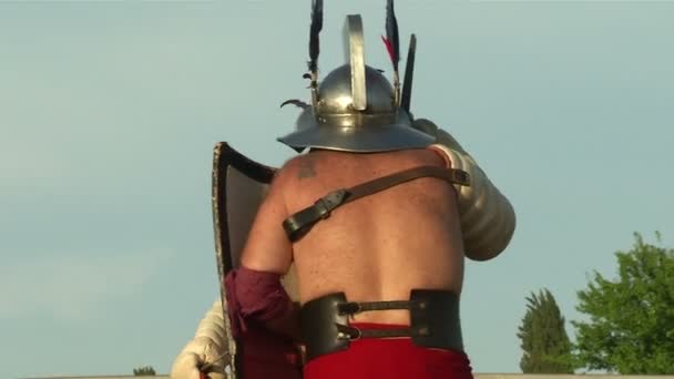 Roman legionaries during the reencatment — Stock Video