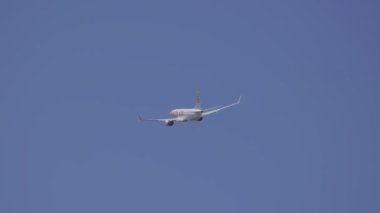 Havaalanı Malta uçağı havalanıyor.