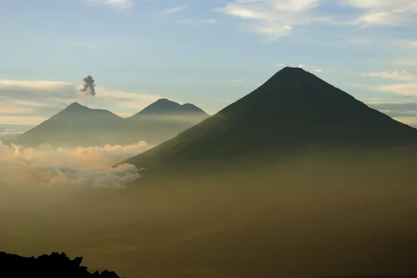 Vulcões em Guatemala — Fotografia de Stock