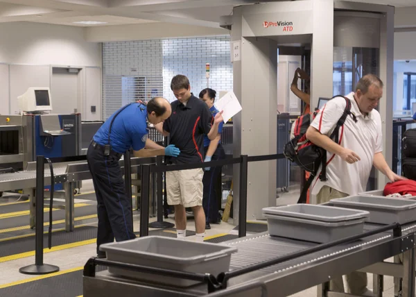 Seguridad aeroportuaria — Foto de Stock