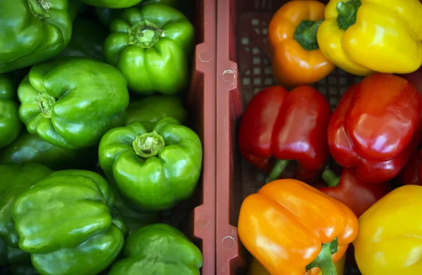 Alimentos en el mercado de agricultores Fotos de stock libres de derechos